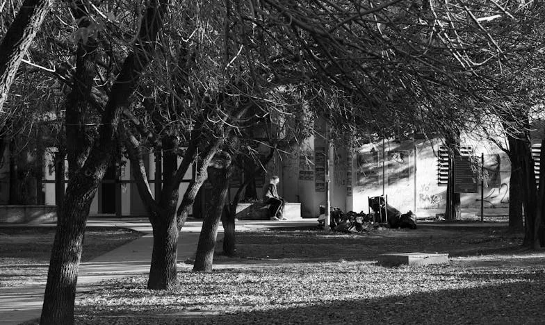 Кога Никола ме запроси, реков „не“ и се омажив за Марко. Дваесет години подоцна, судбината ме соочи со Никола повторно.