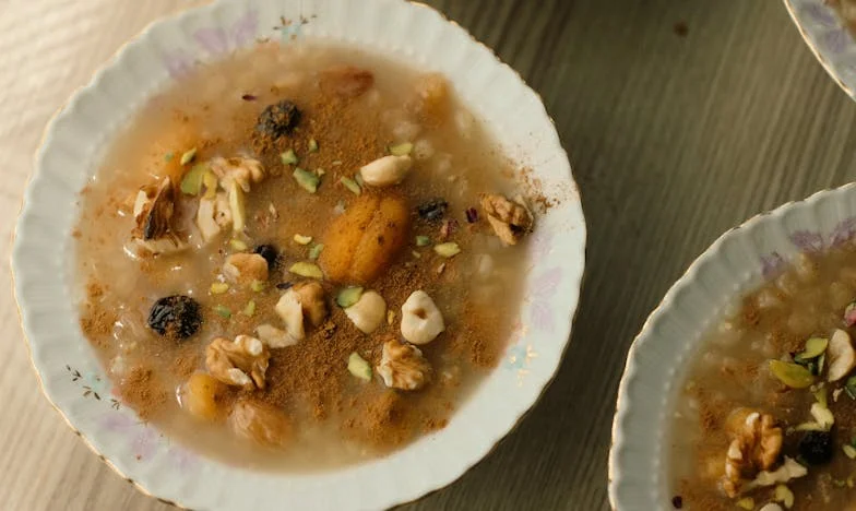 Baka Ruža i Moje Slomljeno Djetinjstvo: Može li se Oprostiti Ono Što Boli?