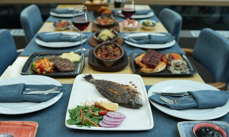 Nedjeljni ručak kod mame Mire: Istina koja boli više od preslane juhe