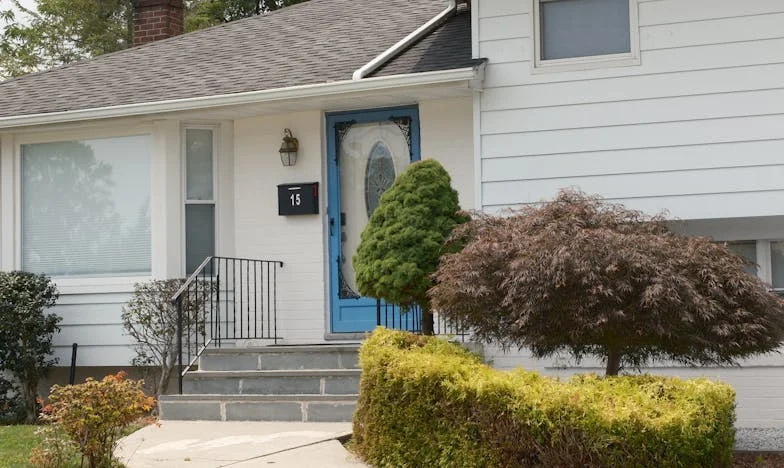 Kad Ljubav Postane Tišina: Moja Borba u Braku s Damirom