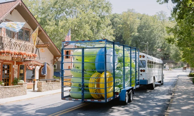 Kucanje na vrata: Suze svekrve i tišina izdaje