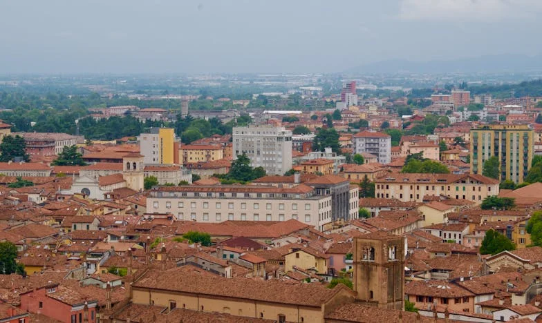 Vjenčanje na grobu: Ljubav koja ne prestaje ni smrću