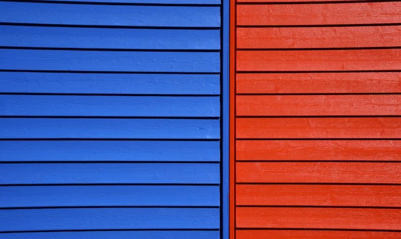 Između Tišine i Istine: Majčina Dilema