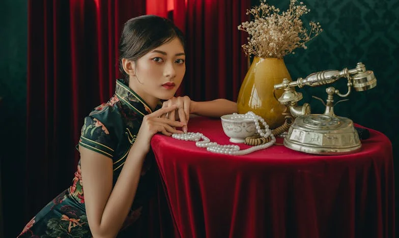 Kad se previše snova stisne u jednu garsonjeru: Moj brak na rubu između prošlosti i budućnosti