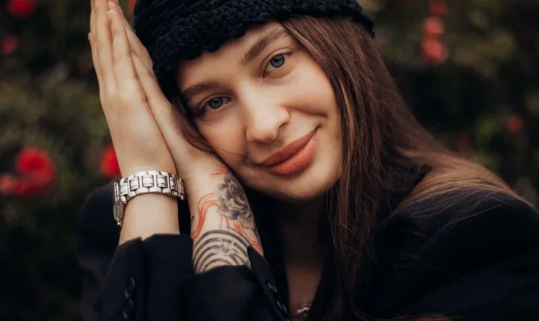 Bježanje iz sjene: Priča o krivnji, bijegu i potrazi za vlastitim glasom