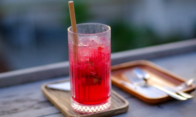 Izbačena zbog trudnoće: Deset godina kasnije, traže moju pomoć