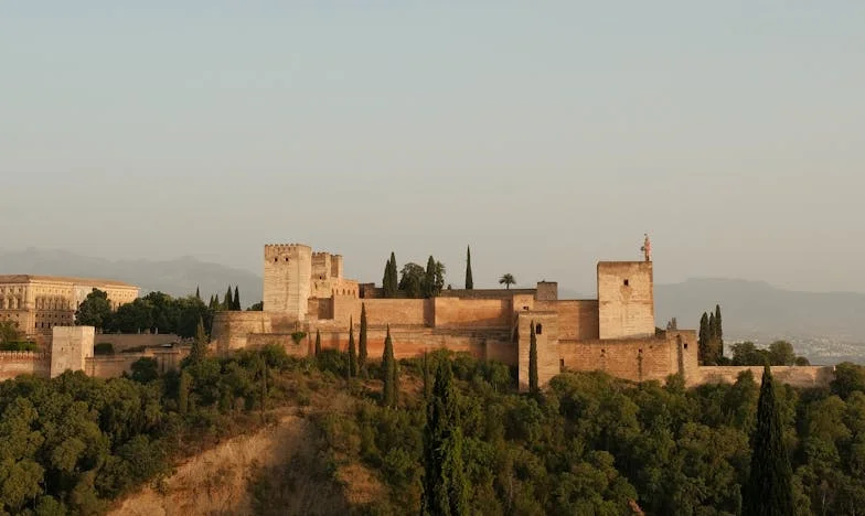 Između dva svijeta: Trebam li oprostiti svojim svekrvi i svekru nakon istine koju sam saznala?