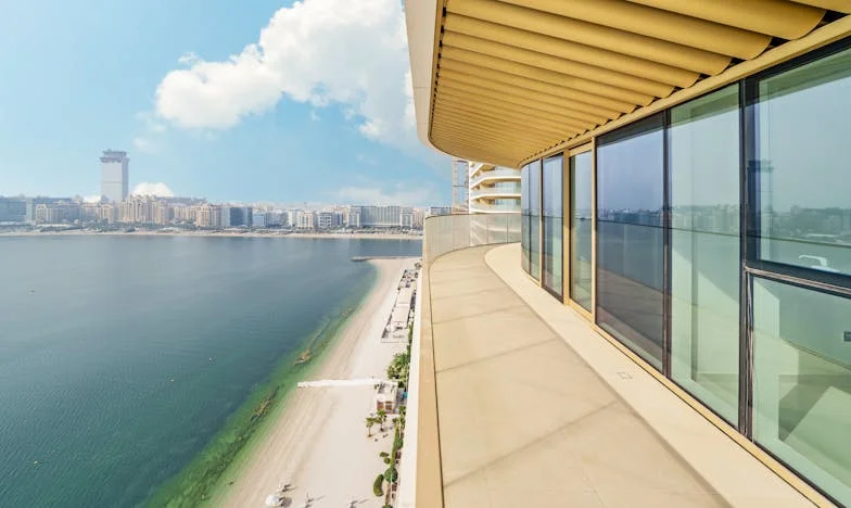 Snaja Koja Ne Pripada: Porodična Drama u Dve Sobe i Kuhinji