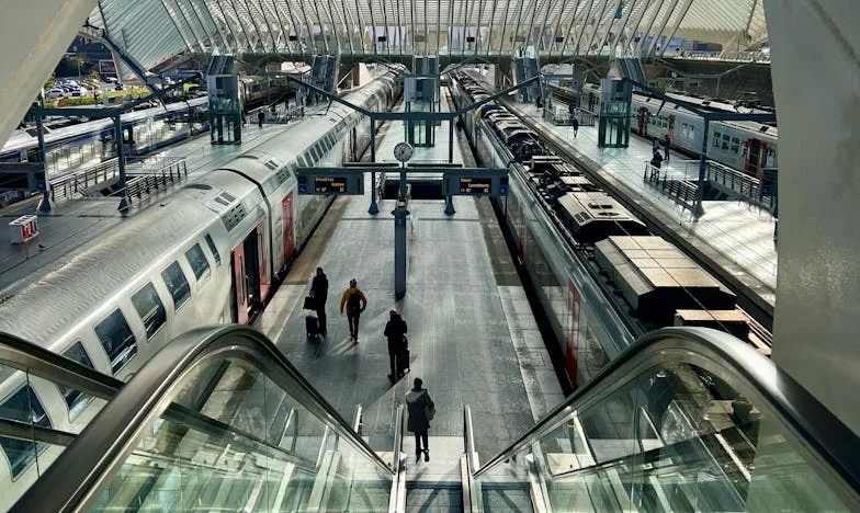 Majka koja nikad nije bila moja: Tajne kuće u Ulici Kestenova