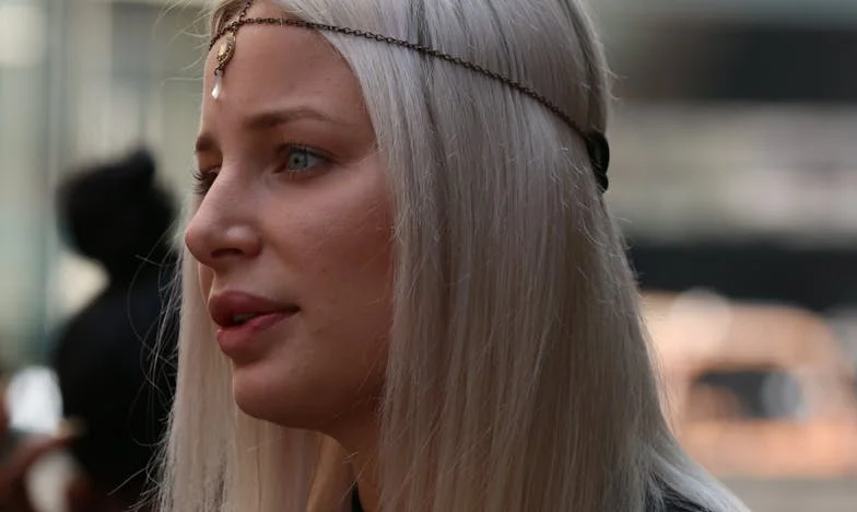 Sjena Prošlosti: Gitara, Protetika i Oprost