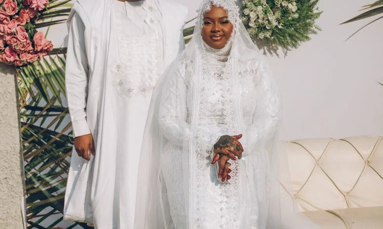 U kuhinji moje svekrve otkrila sam istinu koja mi je slomila život