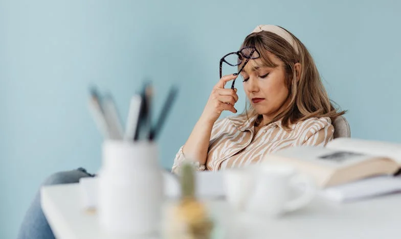 Dva Života, Jedno Srce: Tajna Mog Muža