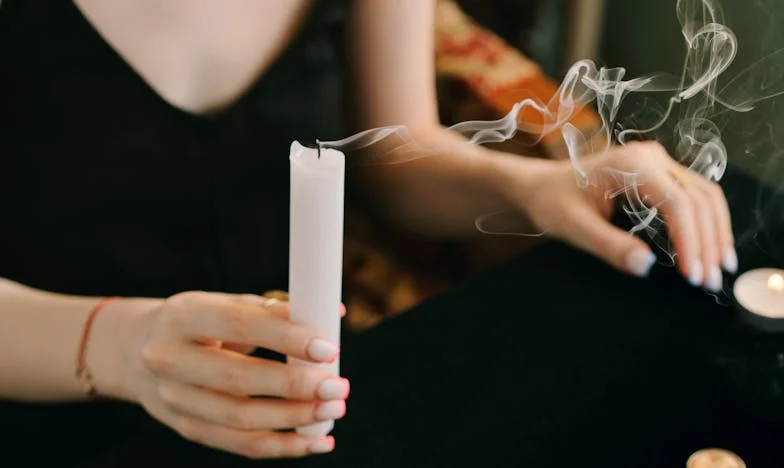 Ispod istog krova: Priča o izgubljenoj bliskosti