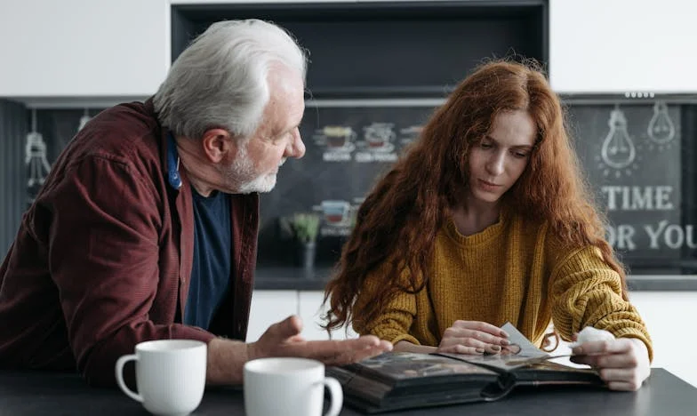 Između dvije vatre: Priča o obitelji, ponosu i oprostu