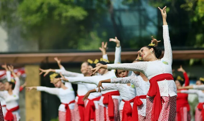 Niechciana córka: Opowieść Kornelii o rodzinnych ranach