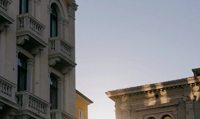 Dlaczego to właśnie ja mam się nią opiekować? Historia o rodzinnych ranach, które nigdy się nie goją