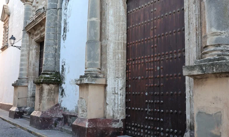 Gdy przeszłość puka do drzwi: Tajemnica mojej córki i burza w naszej rodzinie