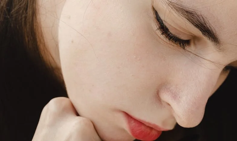 Gorzka prawda na poduszce: „Przyjechałam na zawsze” – Historia Magdy z Wrocławia