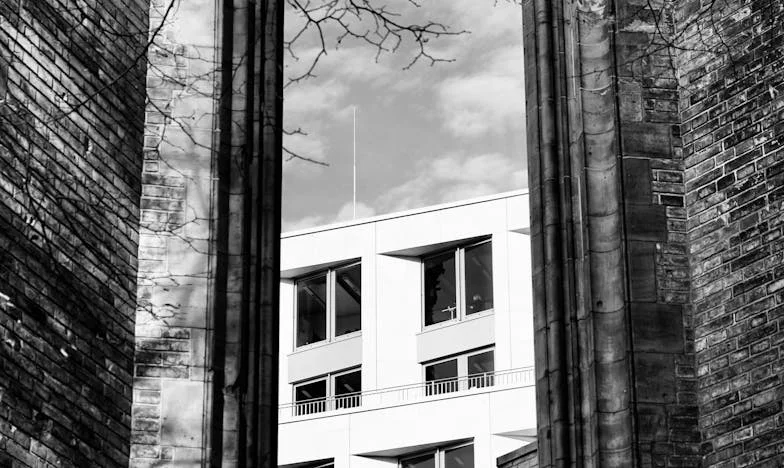 Mam 67 lat, mieszkam sama i proszę dzieci o pomoc, ale one odmawiają. Nie wiem, jak dalej żyć – historia Zofii z Poznania