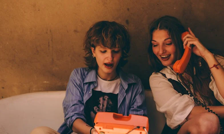 Mój mąż zerwał kontakt z moją rodziną – czy można kochać, gdy dom staje się polem bitwy?