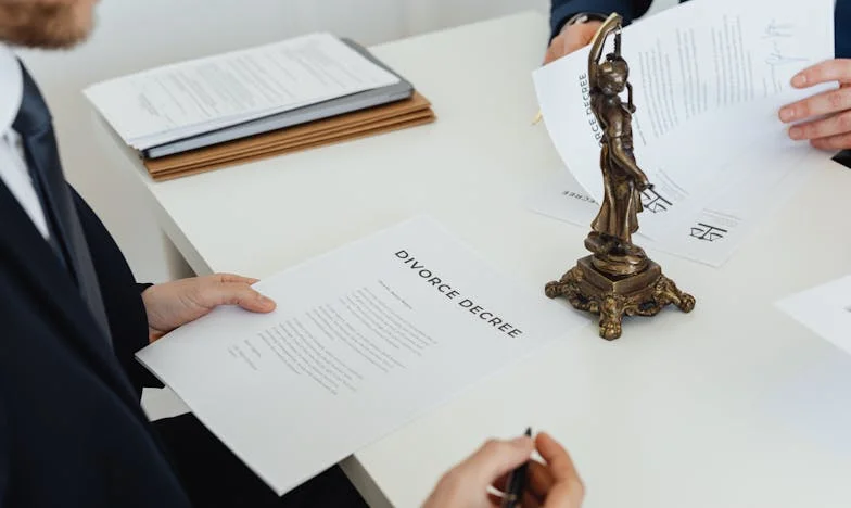 Babcia powiedziała, że dom już nie należy do nas: Historia lojalności, rozczarowań i rodzinnych tajemnic