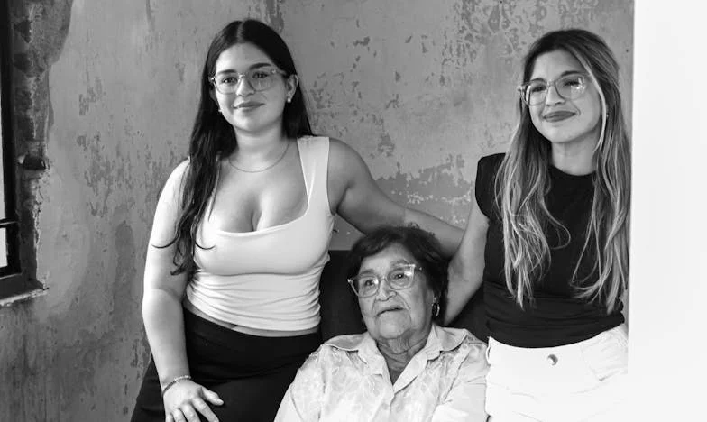 Burza nad Wisłą: Historia Heleny i Daniela – opowieść o miłości silniejszej niż uprzedzenia