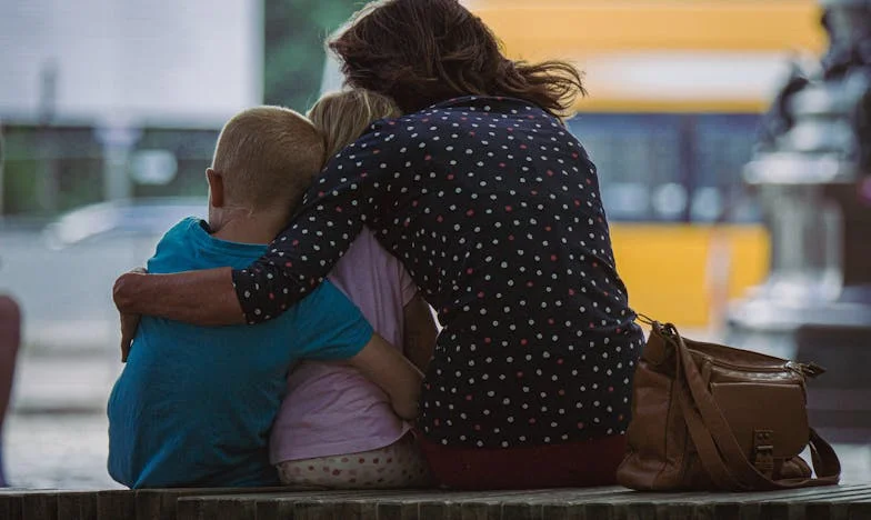 "Nie pozwolę, by ktoś skrzywdził moje dzieci" – Historia Mariny z Warszawy